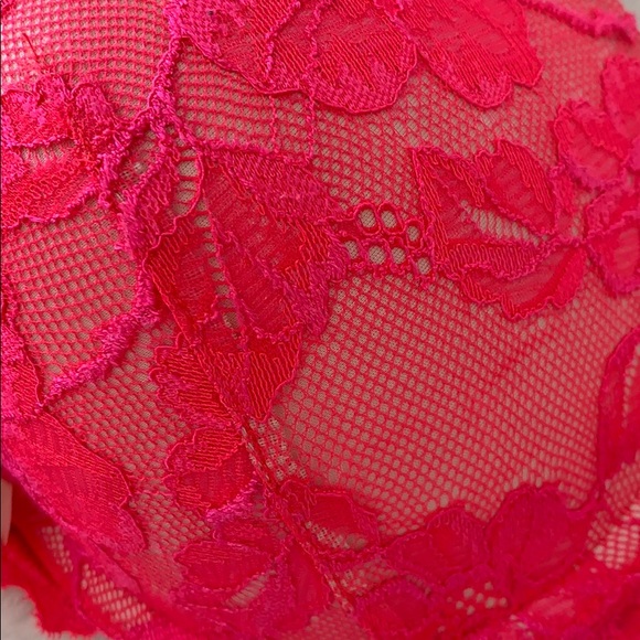 Victoria Secret  Bra 34C 🌸✨✨ - Picture 3 of 4